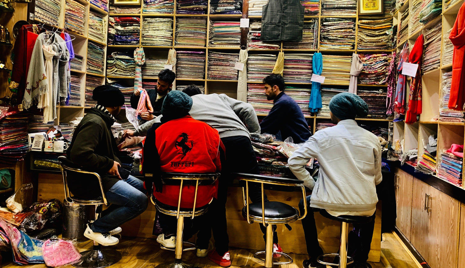 Compact storefront - ZANSKAR ARTS