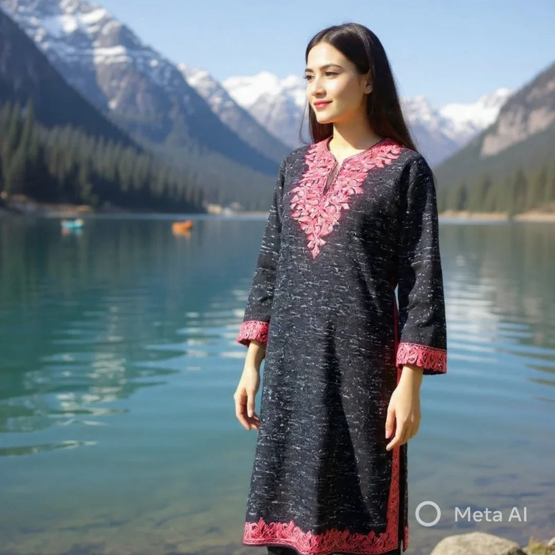 Women Yak Wool Faran | XL Natural Black | V Neck