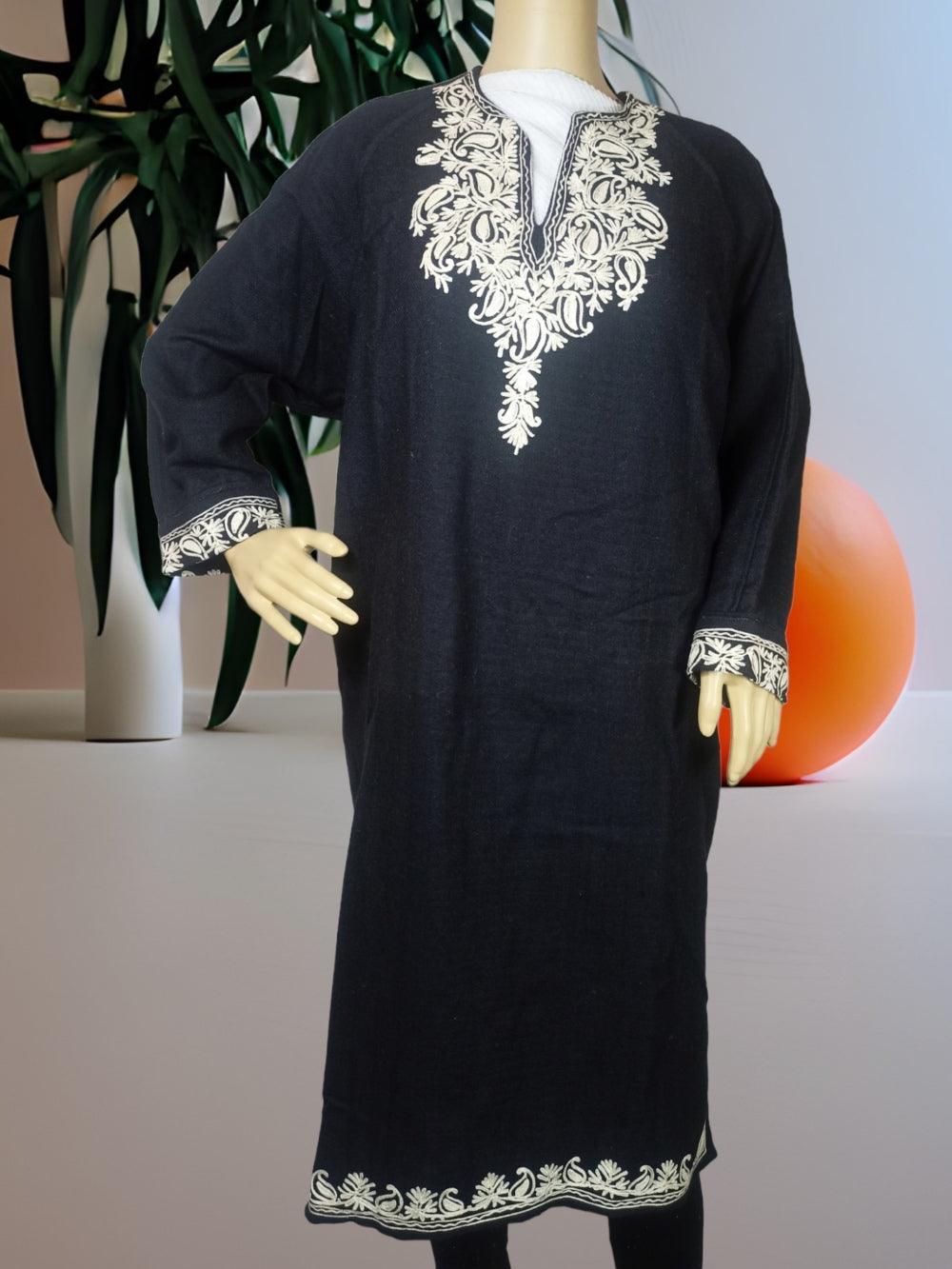 Women Yak Wool Faran | XL Dark Black | V Neck - ZANSKAR ARTS