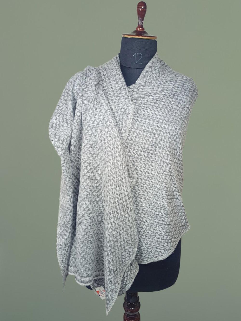 Women Pashmina Stole | Reversible Stole | Soft Stole - ZANSKAR ARTS