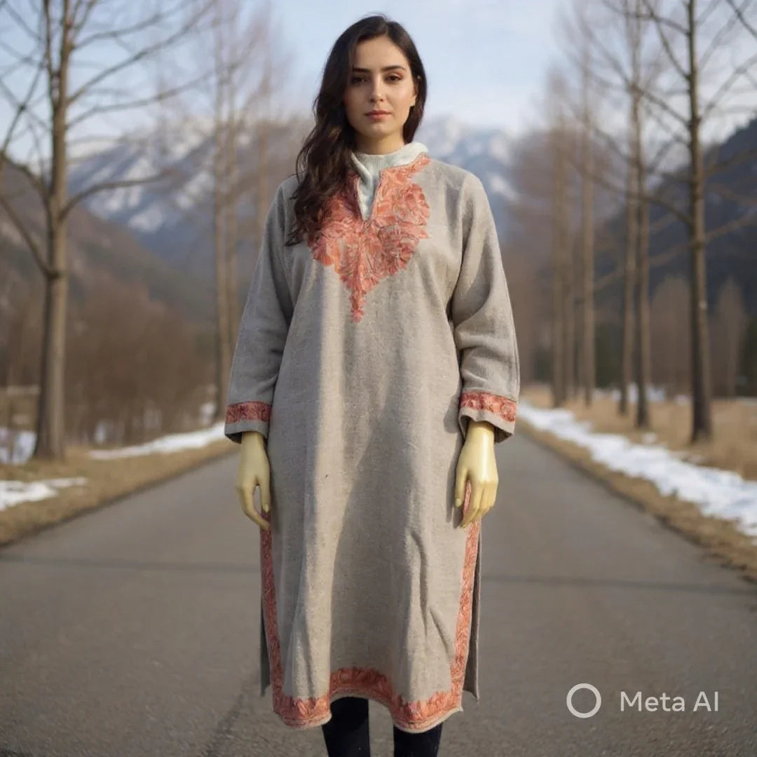 Women Yak Wool Faran (Phiran) | XXL Cream | V Neck