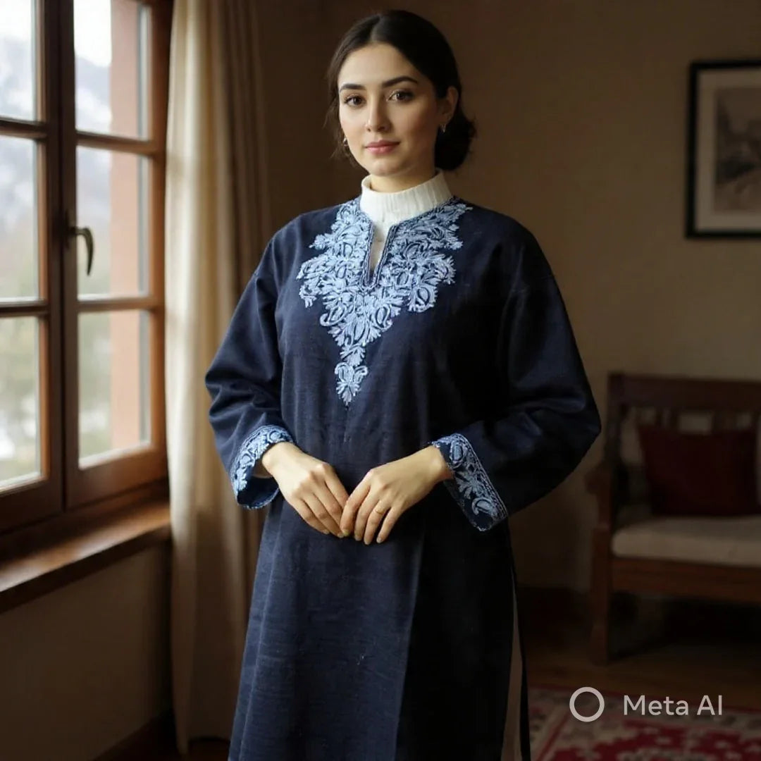 Women Yak Wool Faran | L Dark Black | V Neck